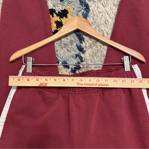 Vintage Champion Reverse
Weave Burgundy Sweatpants
Joggers Large W/Patch - Picture 8 of 12